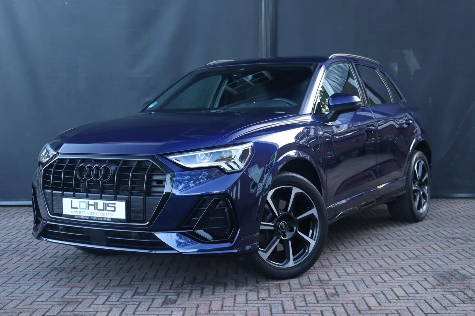 Audi Q3 (2021) — foto 1