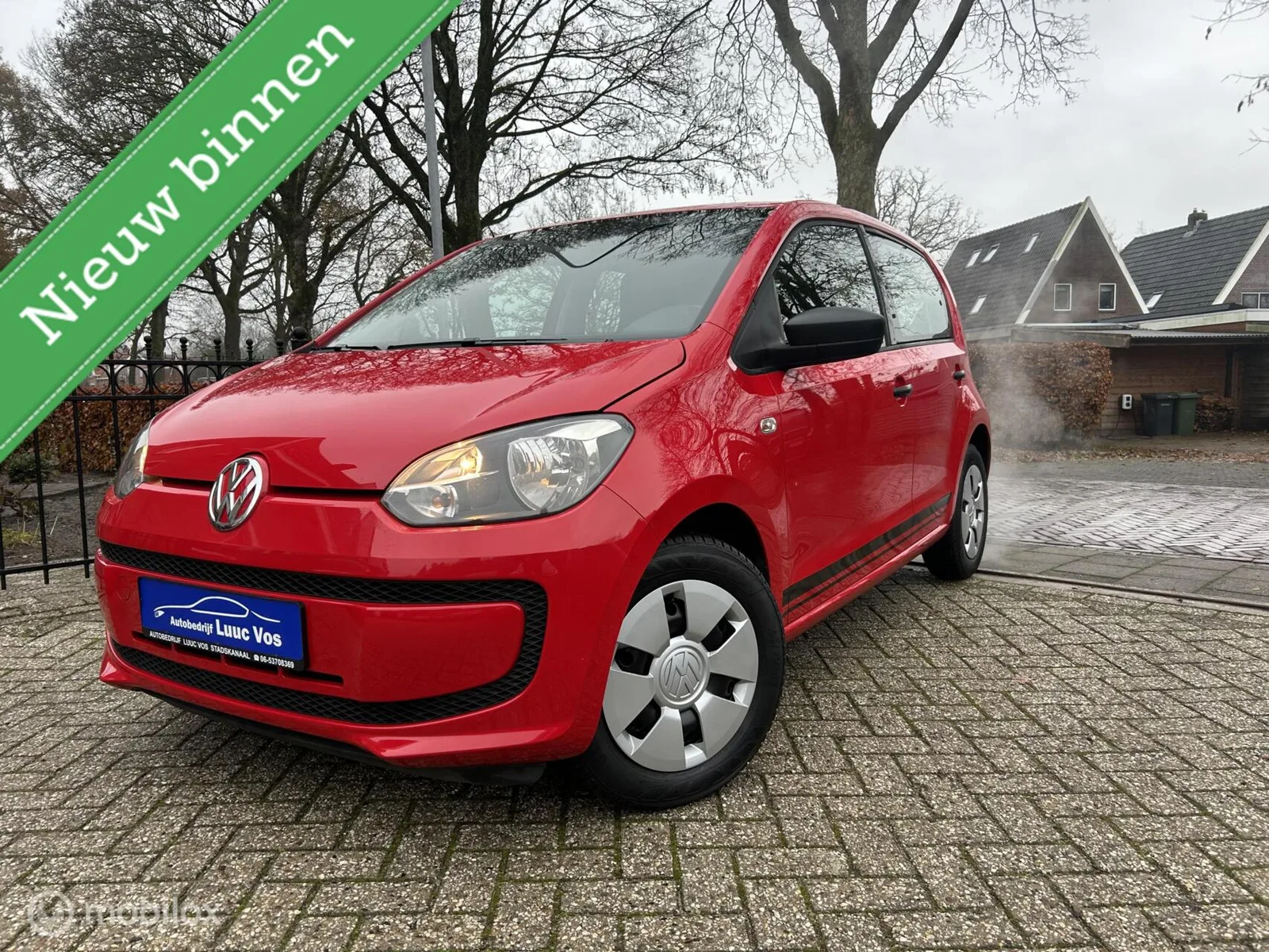 Volkswagen Up! (2014) — foto 1