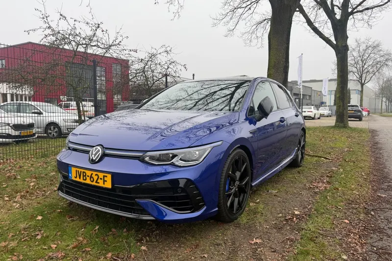 Volkswagen Golf (2023)