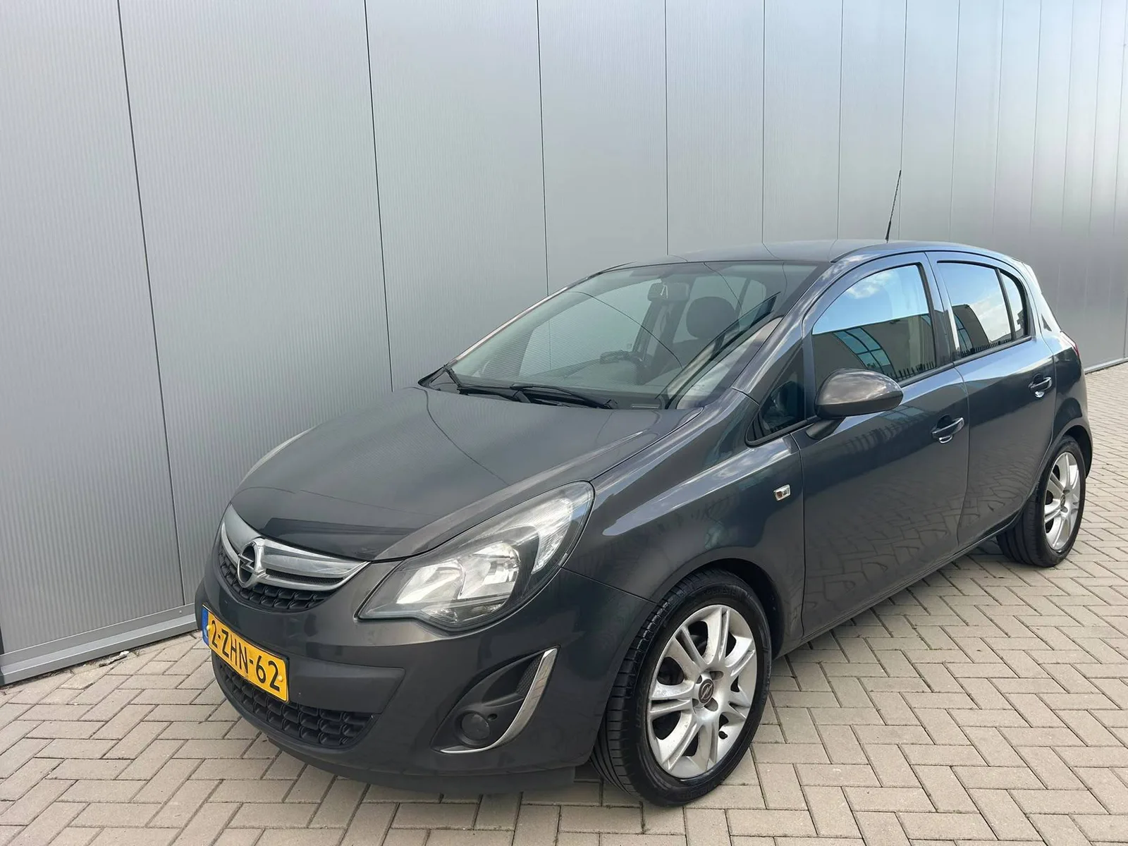 Opel Corsa (2015) — foto 1