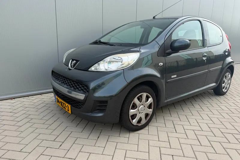 Peugeot 107 (2010)