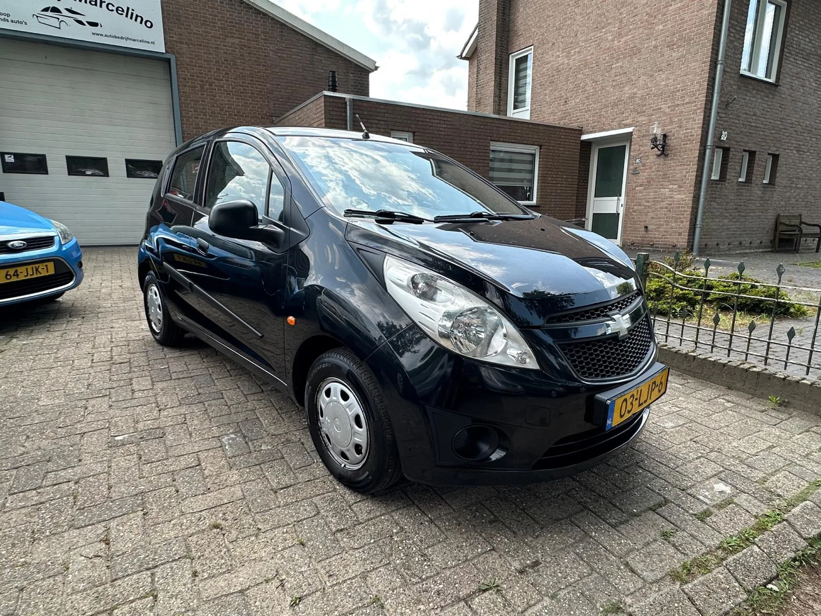Chevrolet Spark (2010) — foto 1