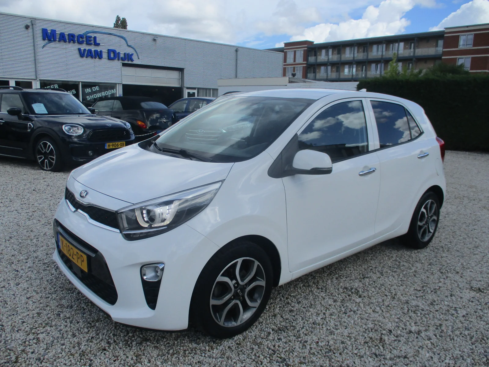 Kia Picanto (2021) — foto 1