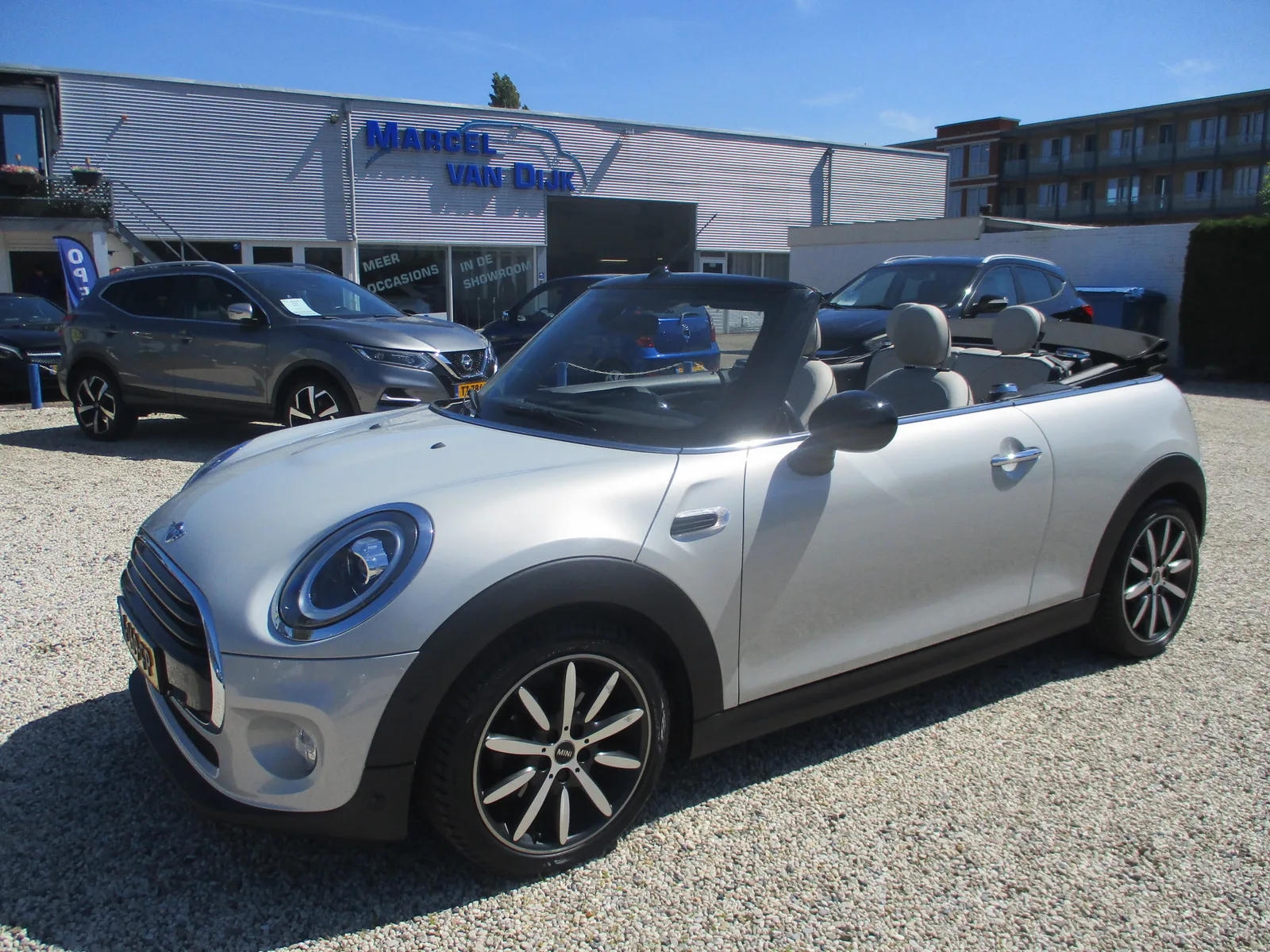 MINI Cooper (2019) — foto 1