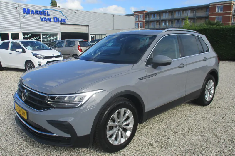 Volkswagen Tiguan (2021)
