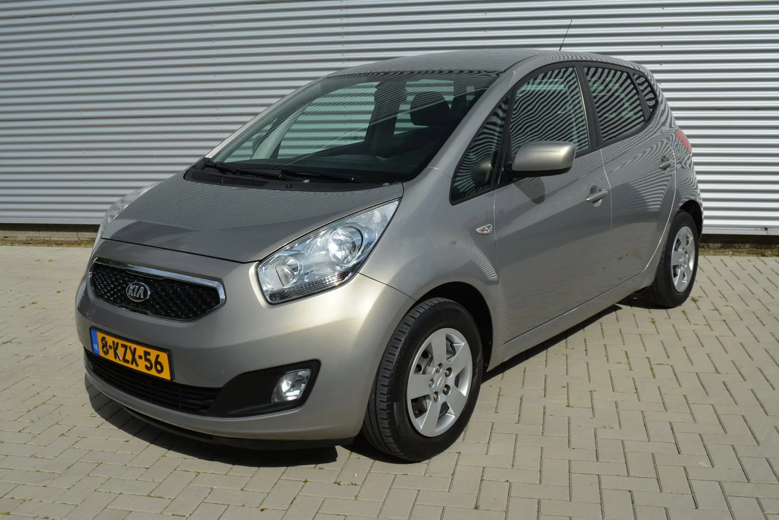 Kia Venga (2013) — foto 1
