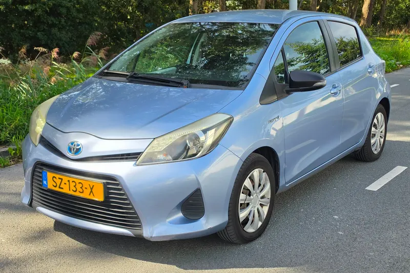 Toyota Yaris (2012)