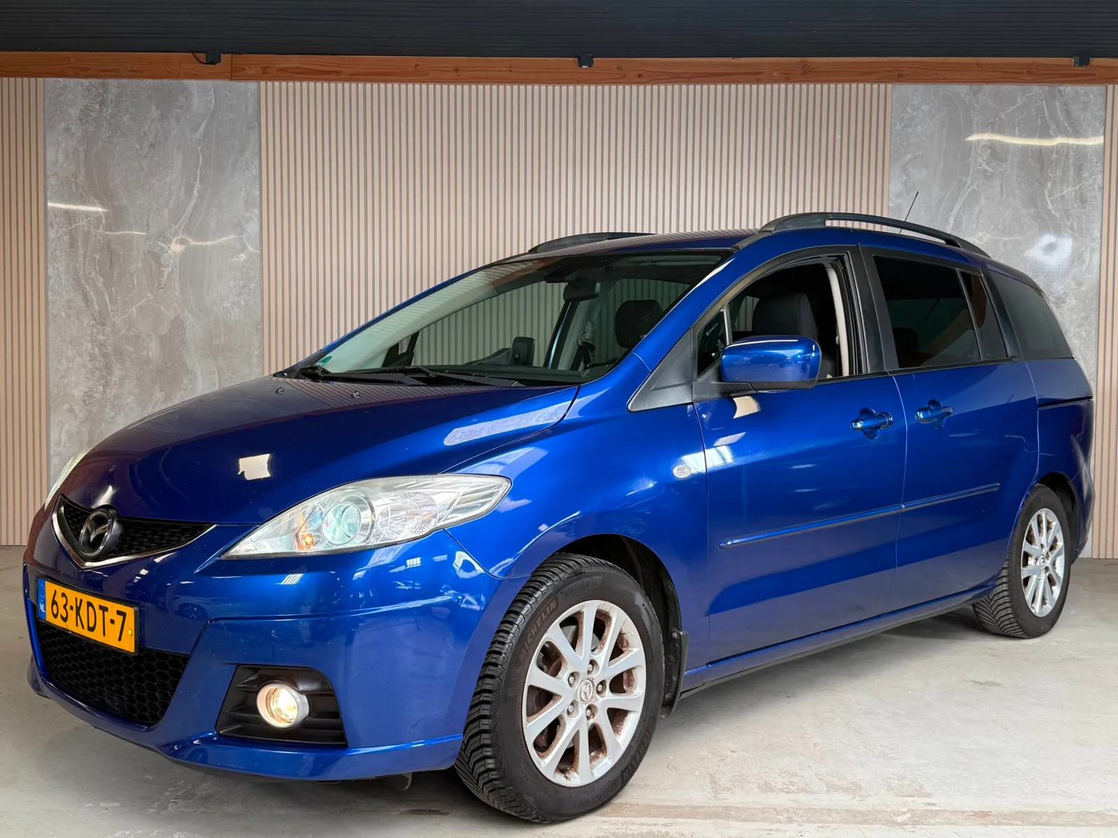 Mazda 5 (2009) — foto 1