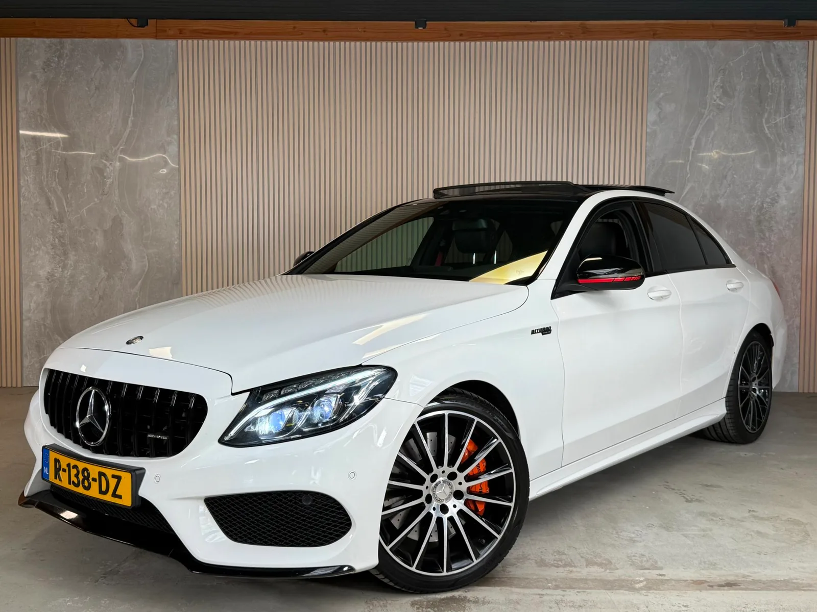 Mercedes-Benz C-Klasse (2016) — foto 1