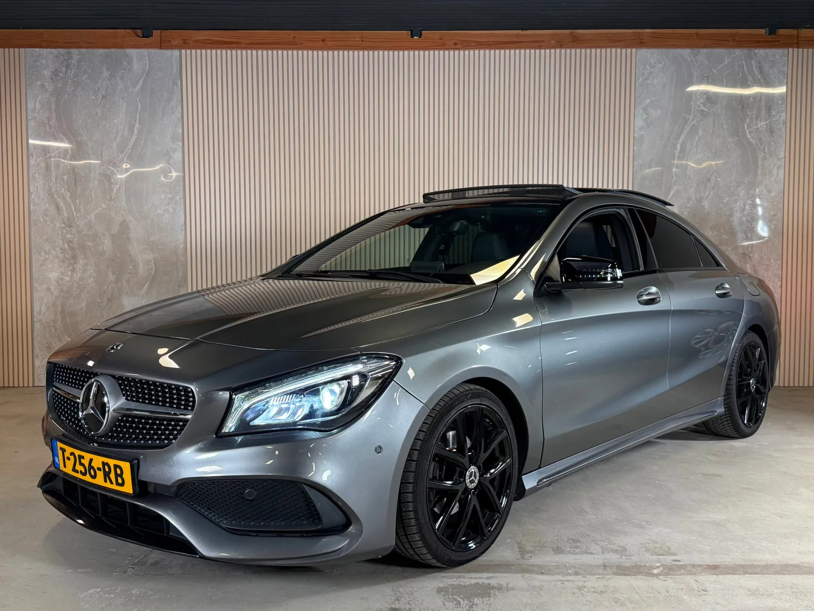 Mercedes-Benz CLA-Klasse (2017) — foto 1