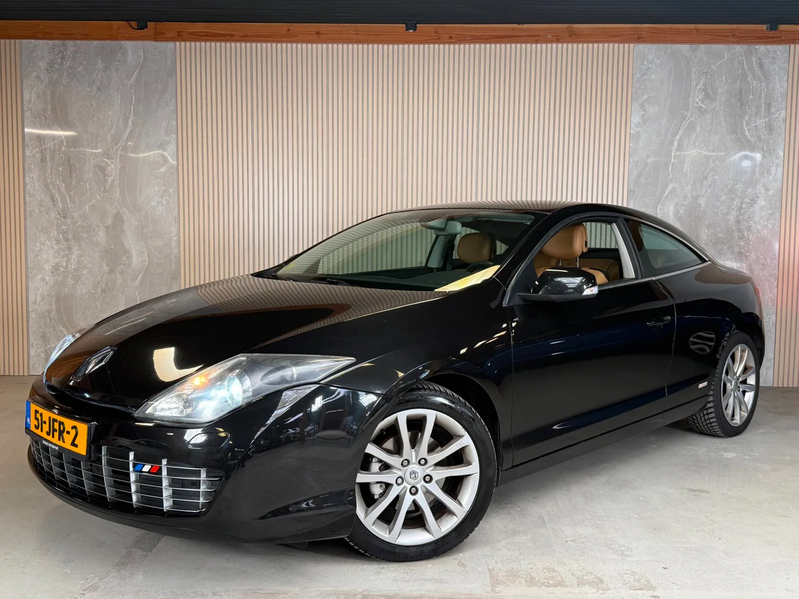 Renault Laguna (2009) — foto 1