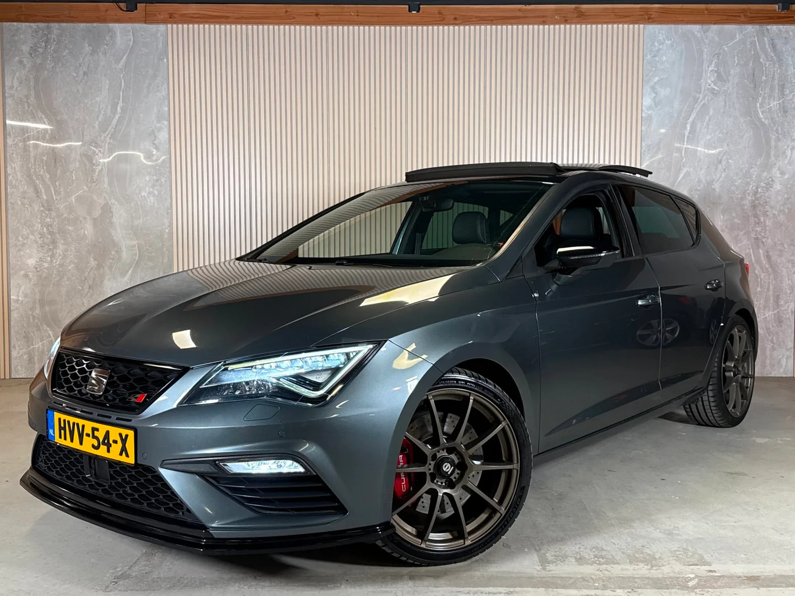 SEAT Leon (2017) — foto 1