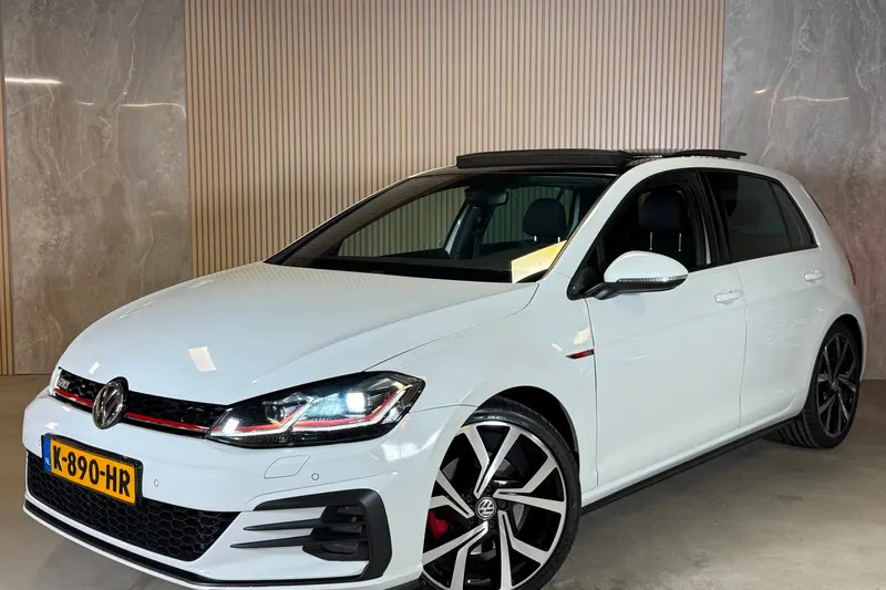 Volkswagen Golf (2017)