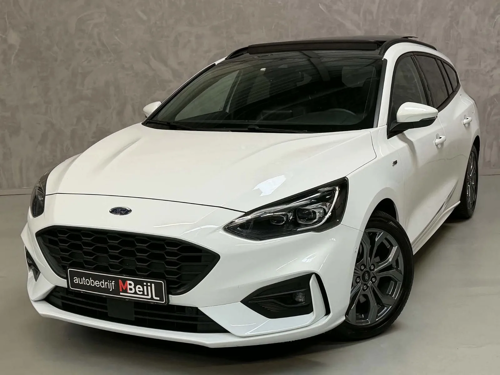 Ford Focus (2020) — foto 1