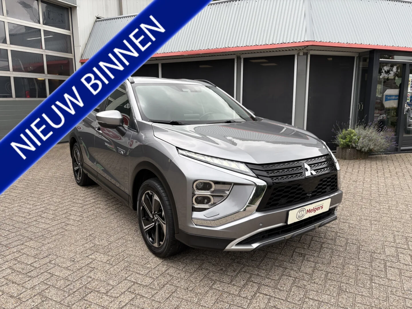 Mitsubishi Eclipse Cross (2022) — foto 1