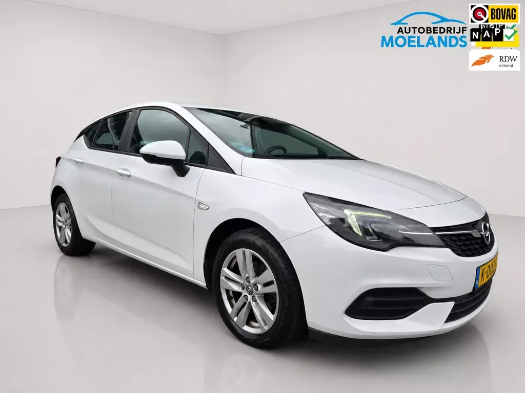 Opel Astra (2021) — foto 1