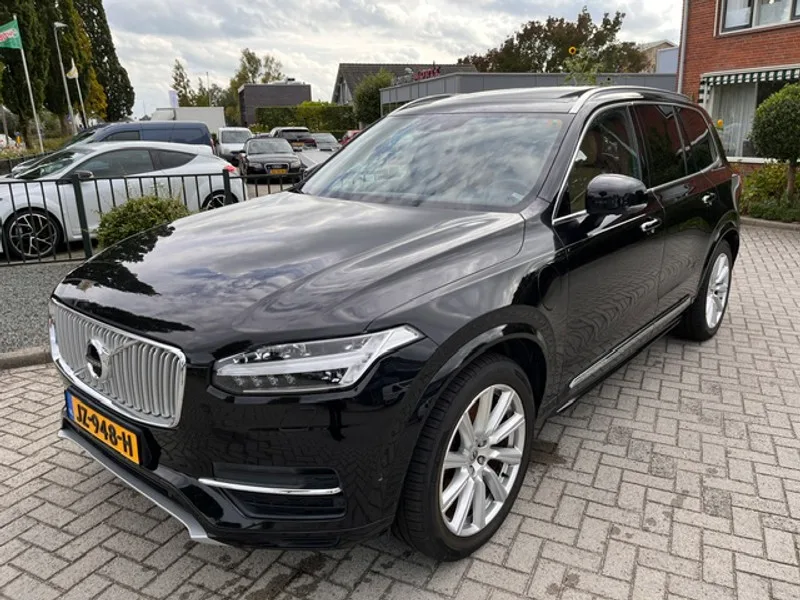 Volvo XC90 (2016) — foto 1