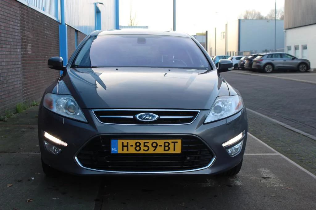 Ford Mondeo (2013) — foto 1