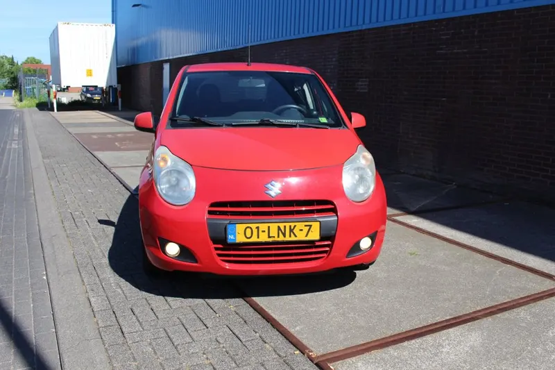 Suzuki Alto (2010)