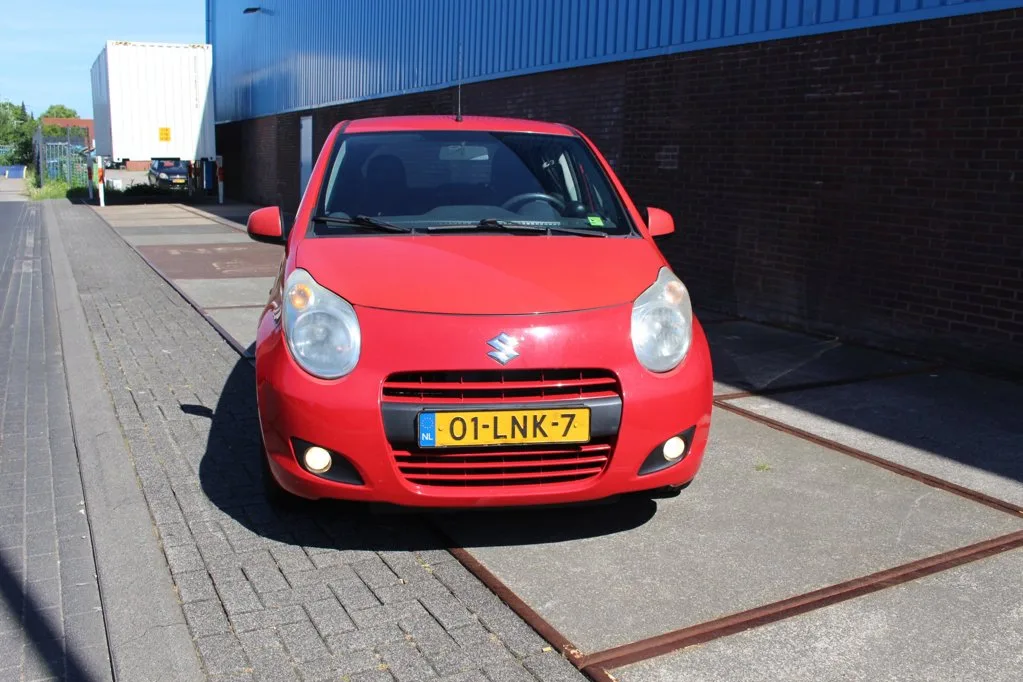 Suzuki Alto (2010) — foto 1