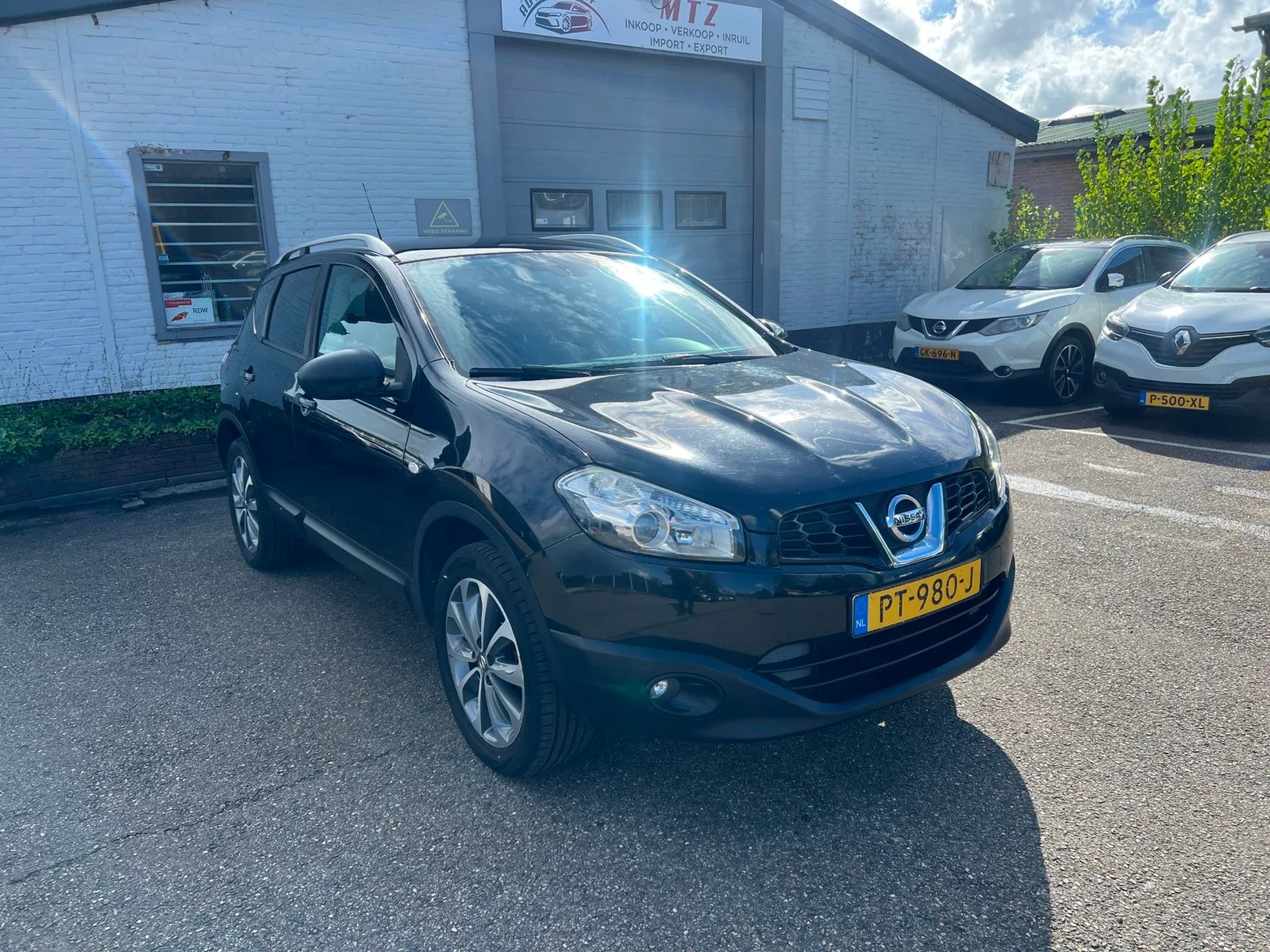 Nissan Qashqai (2010) — foto 1
