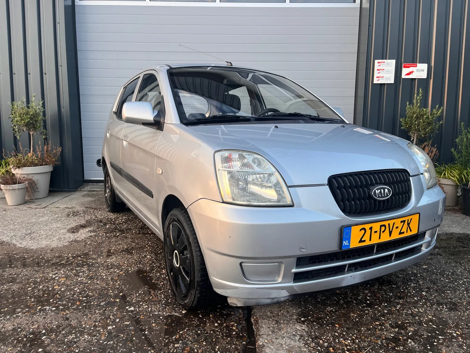 Kia Picanto (2005) — foto 1