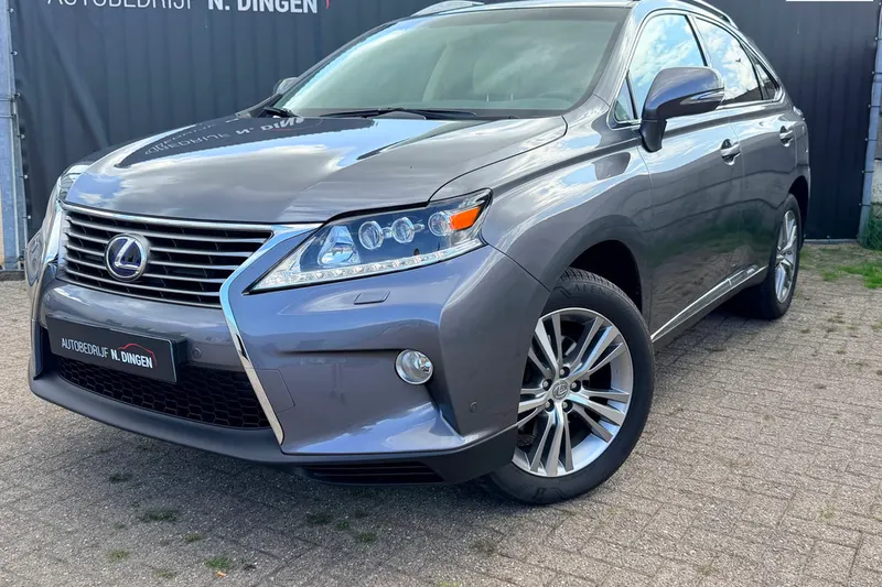 Lexus RX (2015)