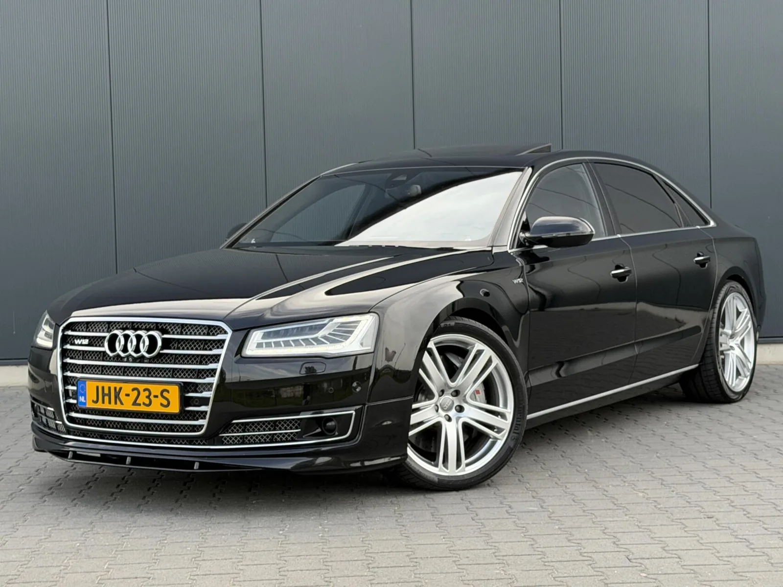 Audi A8 (2015) — foto 1