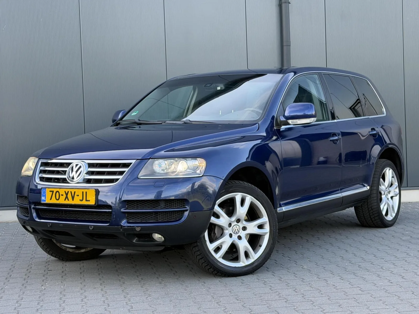 Volkswagen Touareg (2006) — foto 1