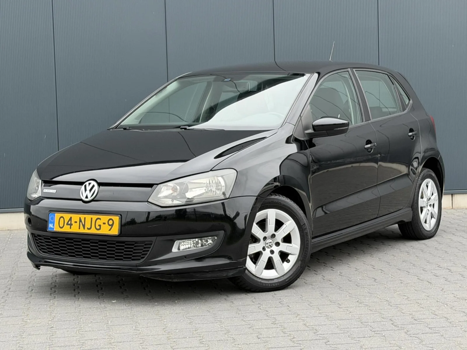 Volkswagen Polo (2010) — foto 1