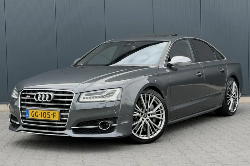 Audi S8 (2014)