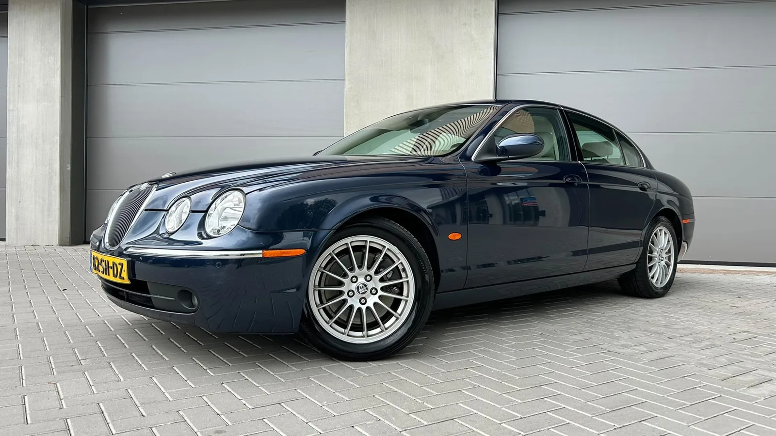 Jaguar S-Type (2006) — foto 1