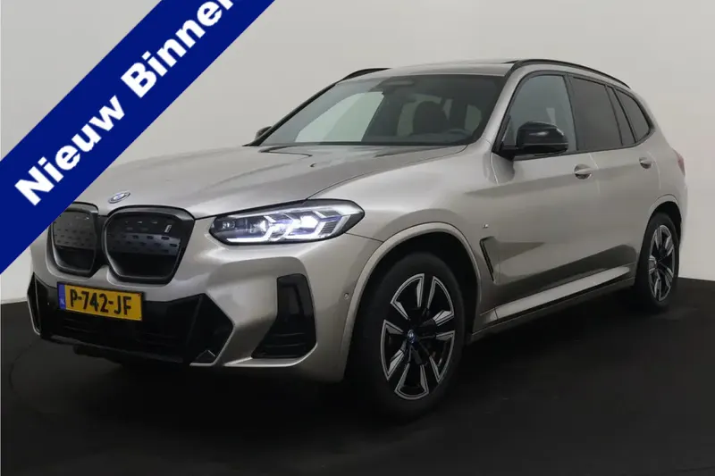BMW iX3 (2022)