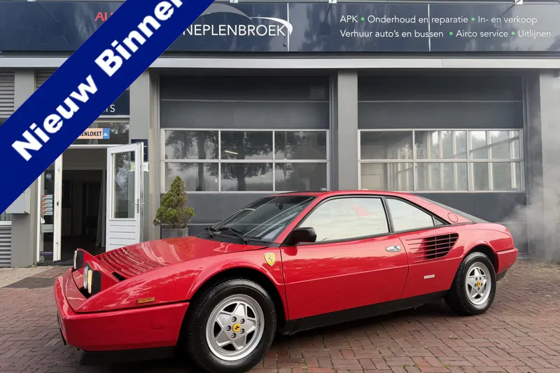 Ferrari Mondial (1988)