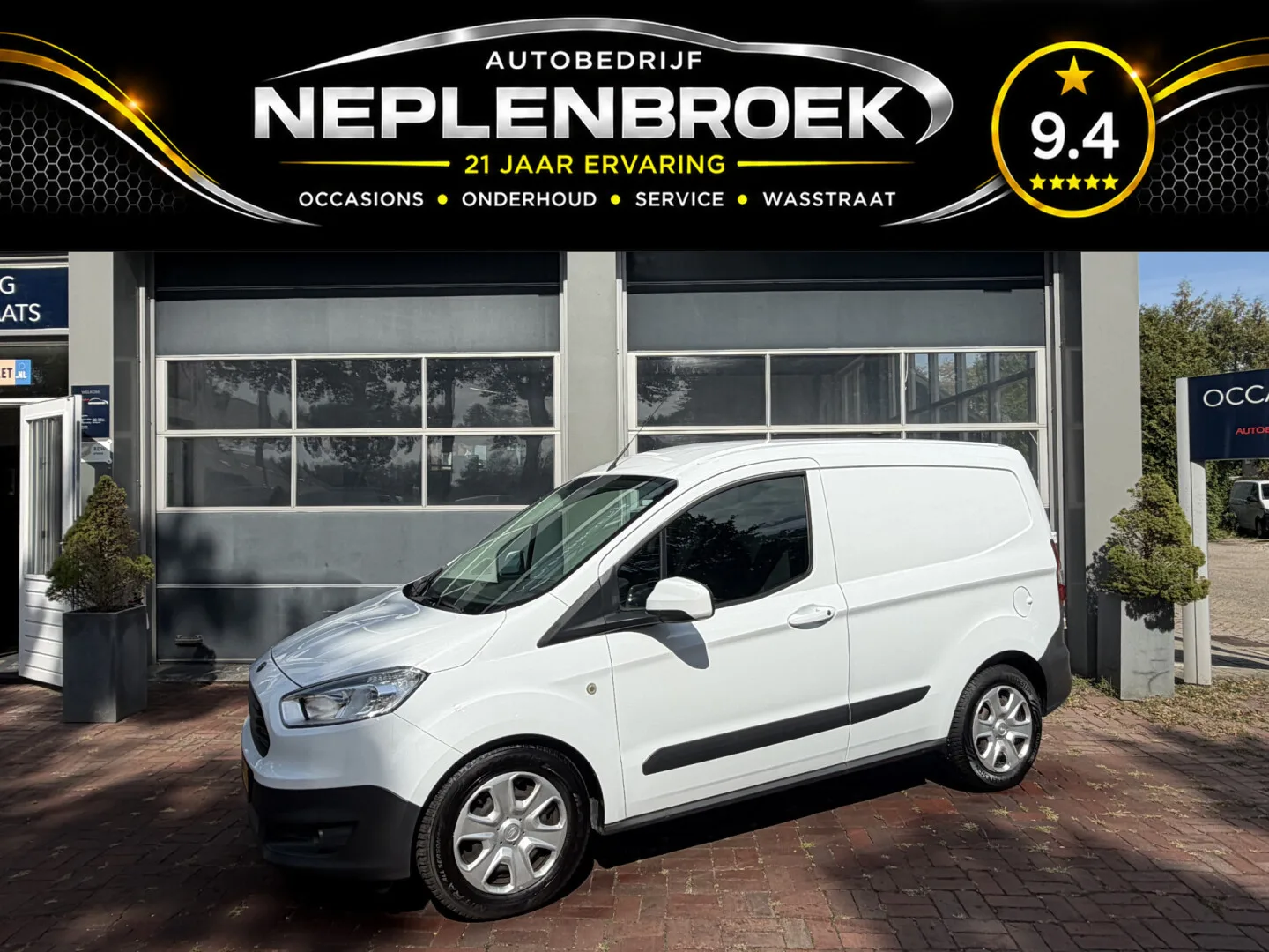 Ford Transit Courier (2017) — foto 1
