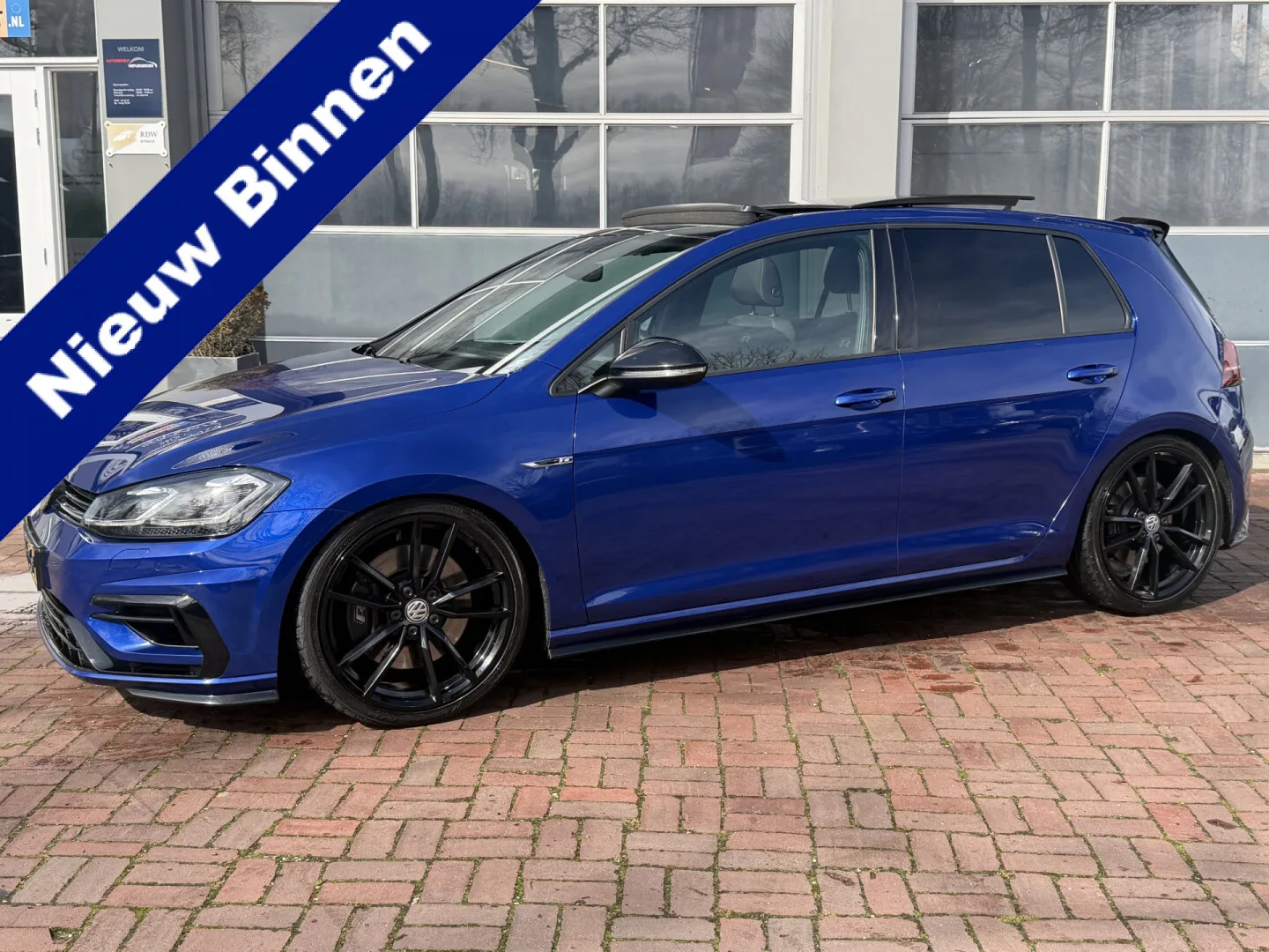 Volkswagen Golf (2019) — foto 1
