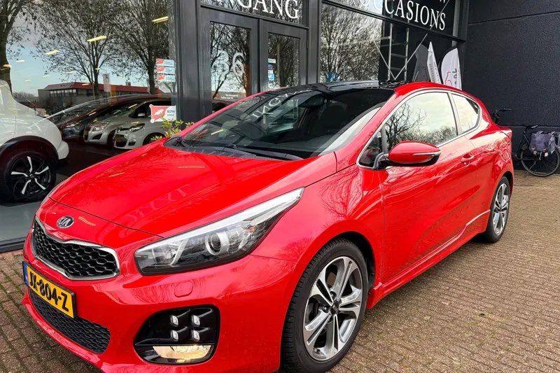 Kia Pro Cee'd (2016)