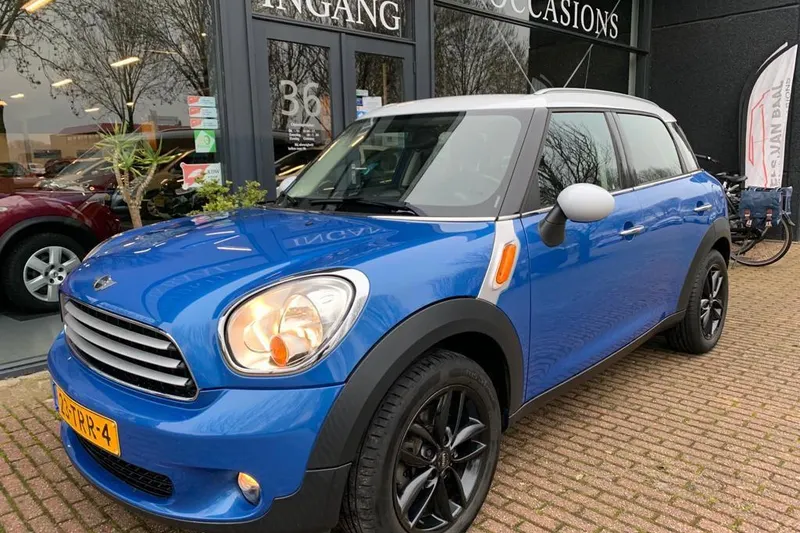 MINI Countryman (2012)