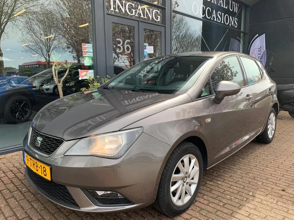 SEAT Ibiza (2015) — foto 1