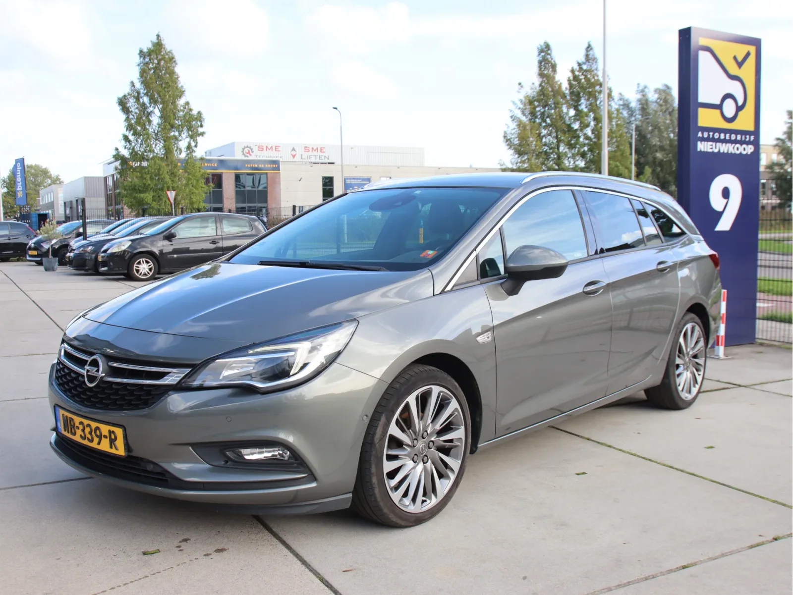 Opel Astra (2017) — foto 1