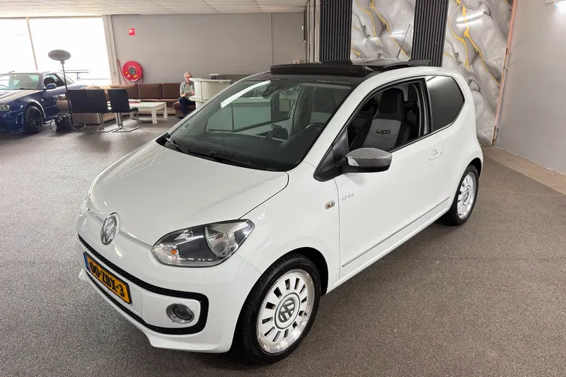 Volkswagen Up! (2012)
