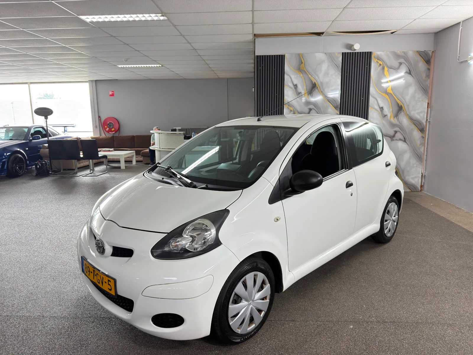 Toyota Aygo (2011) — foto 1