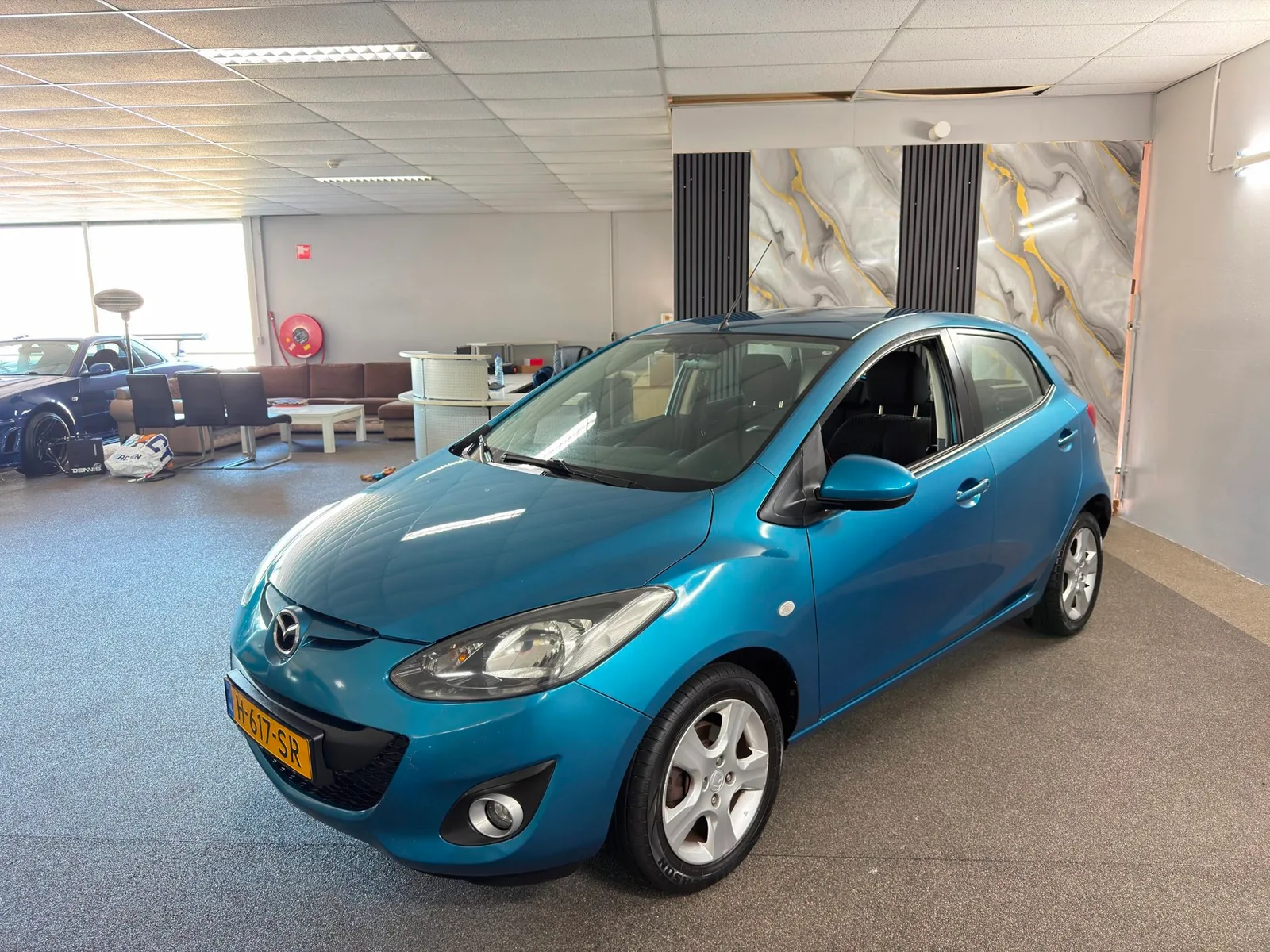 Mazda 2 (2011) — foto 1