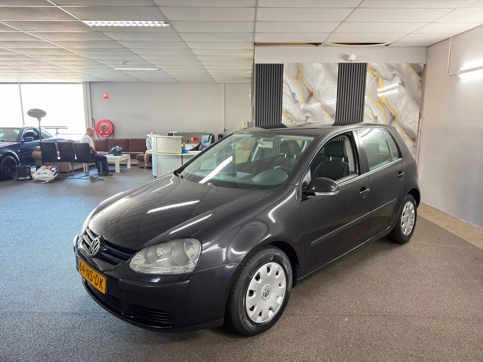 Volkswagen Golf (2004) — foto 1