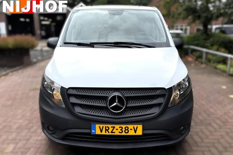 Mercedes-Benz Vito (2022)
