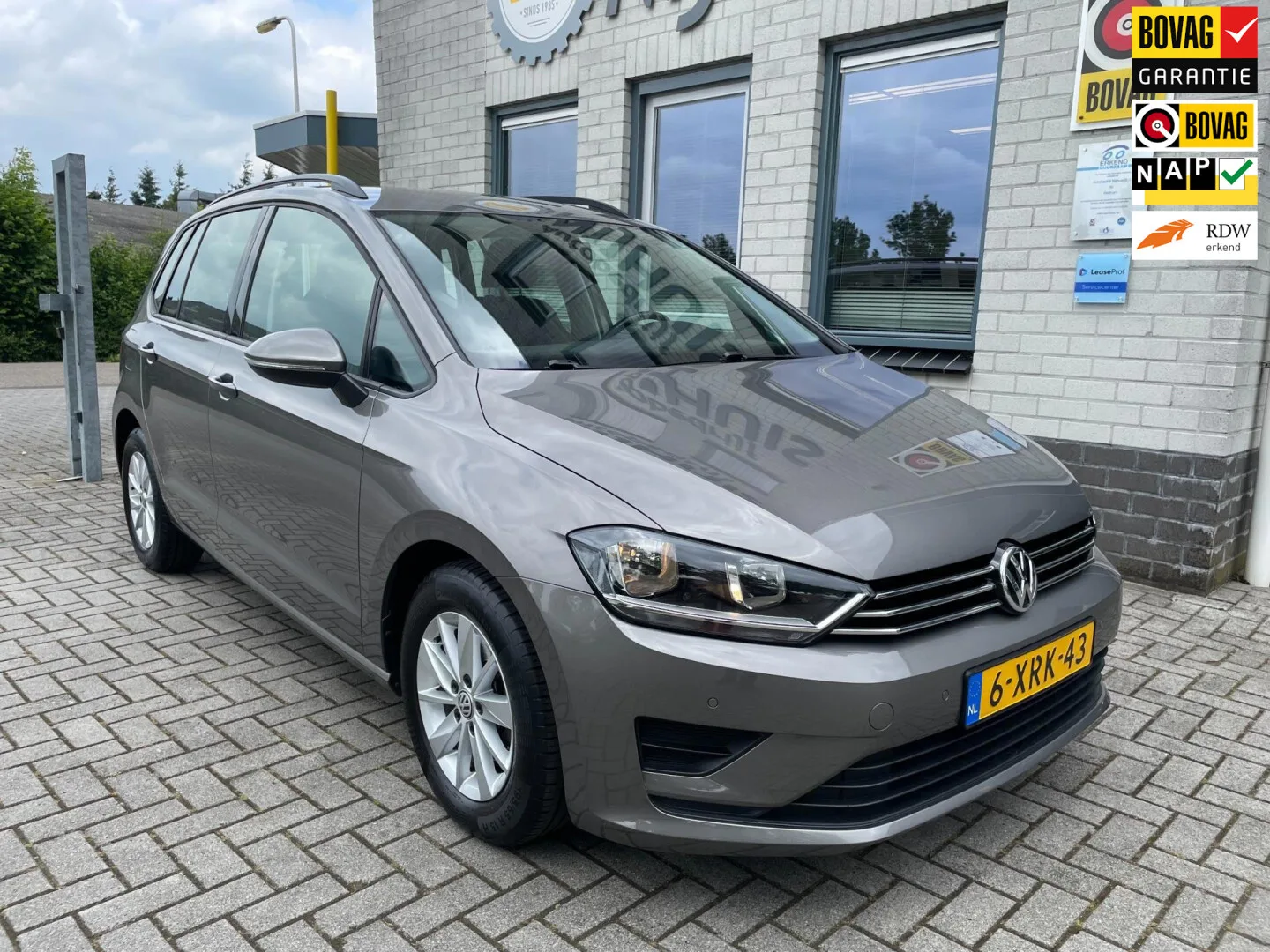 Volkswagen Golf Sportsvan (2014) — foto 1