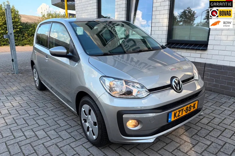 Volkswagen Up! (2017)