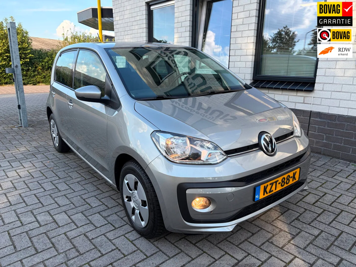 Volkswagen Up! (2017) — foto 1