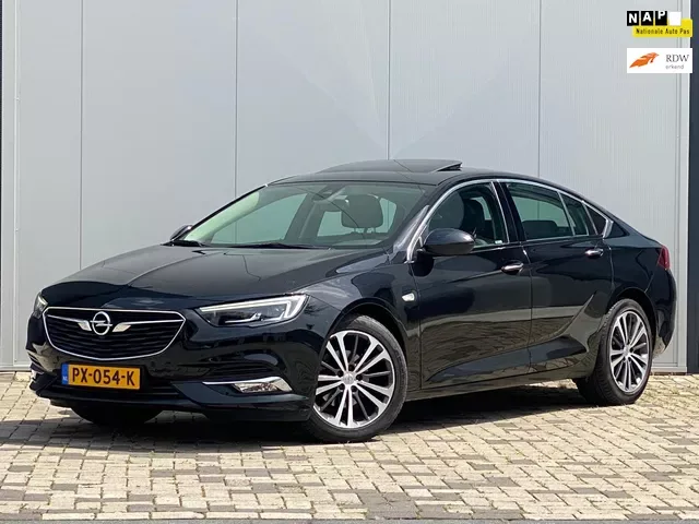Opel Insignia (2017) — foto 1