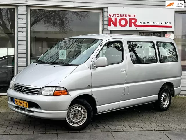 Toyota HiAce (2005) — foto 1